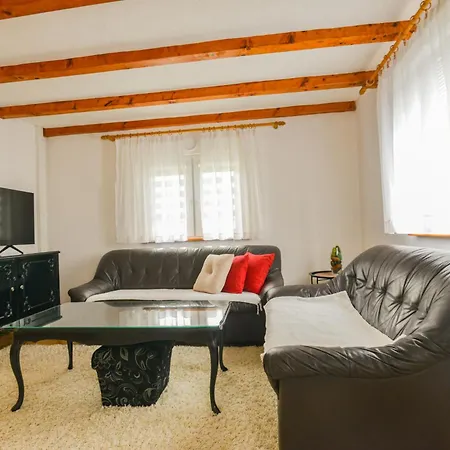 Miris Prirode Zenik Ferienhaus